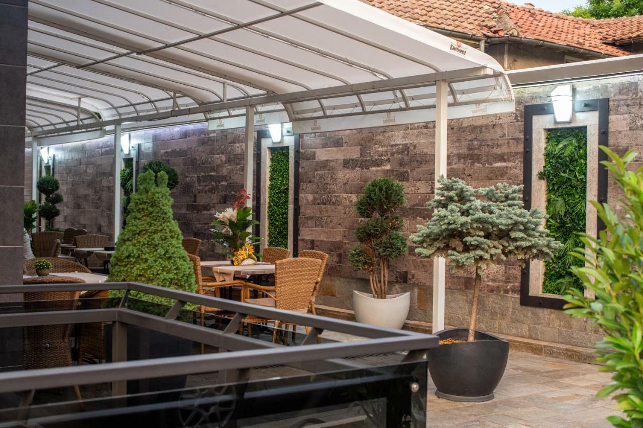 Hotel Idol Targóvishte Exterior foto